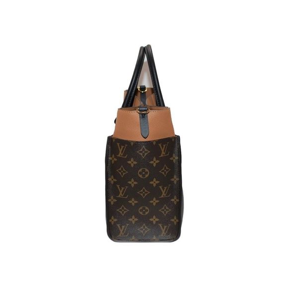 Louis Vuitton On My Side Monogram Canvas Leather Shoulder Bag - Picture 4 of 11